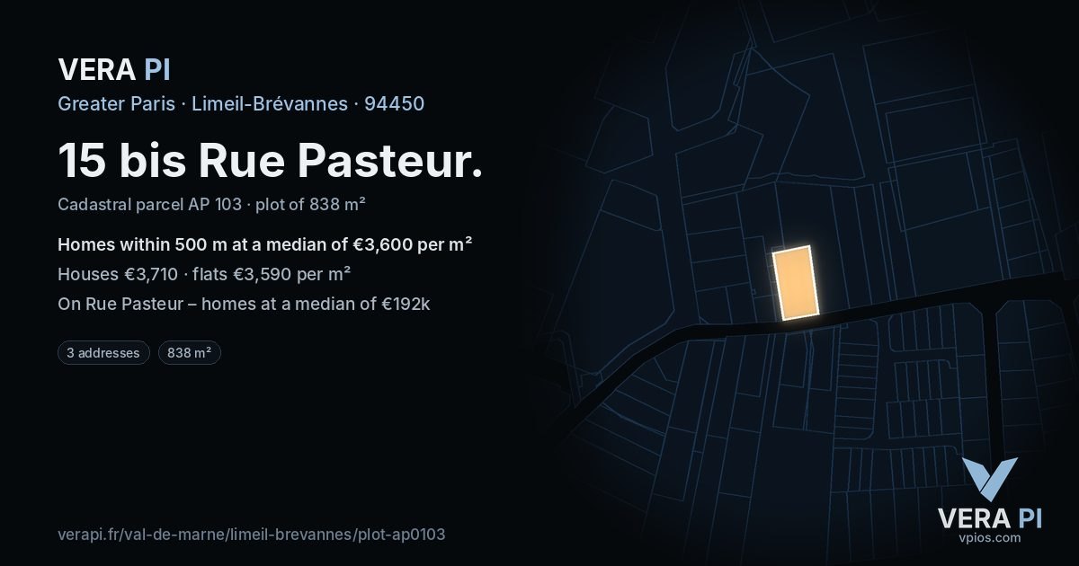 15 bis Rue Pasteur, Limeil-Brévannes at night – the plot lit, the parcels around coloured by the prices near them