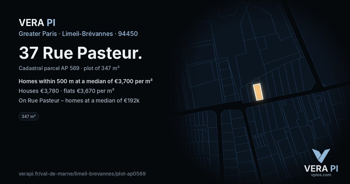 37 Rue Pasteur, Limeil-Brévannes at night – the plot lit, the parcels around coloured by the prices near them