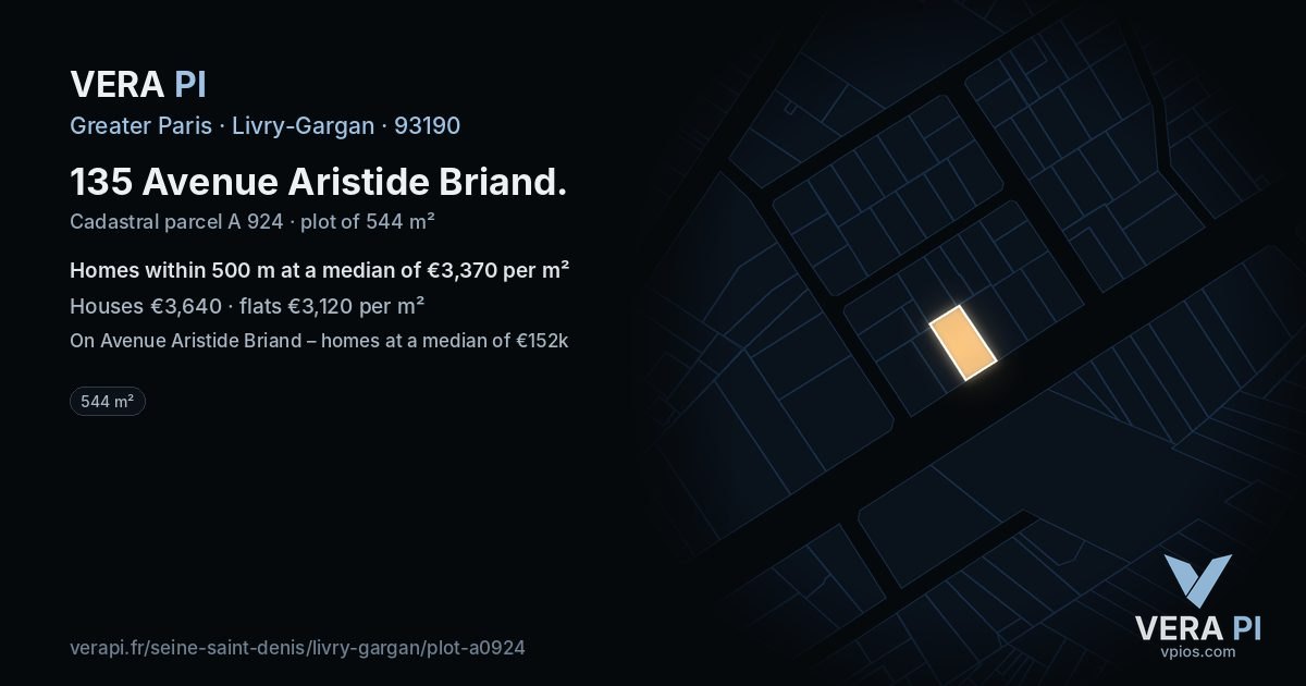 135 Avenue Aristide Briand, Livry-Gargan at night – the plot lit, the parcels around coloured by the prices near them