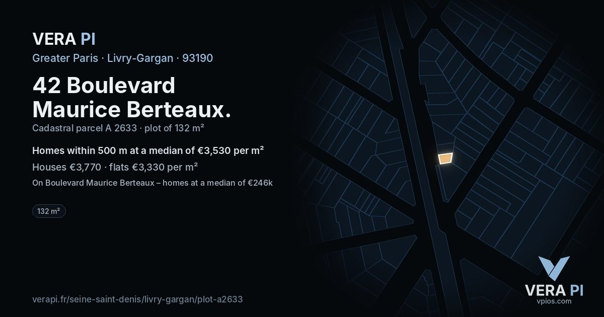 42 Boulevard Maurice Berteaux, Livry-Gargan at night – the plot lit, the parcels around coloured by the prices near them