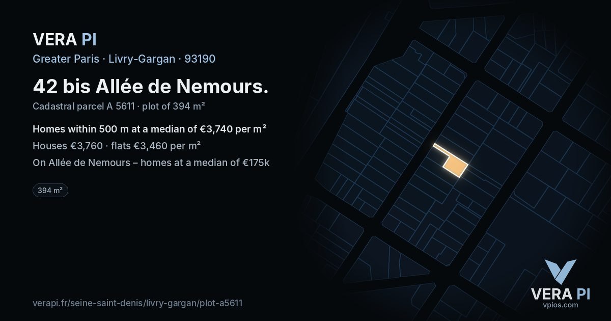 42 bis Allée de Nemours, Livry-Gargan at night – the plot lit, the parcels around coloured by the prices near them