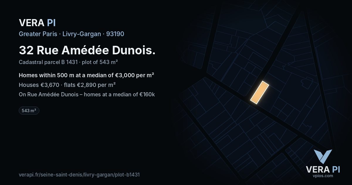 32 Rue Amédée Dunois, Livry-Gargan at night – the plot lit, the parcels around coloured by the prices near them