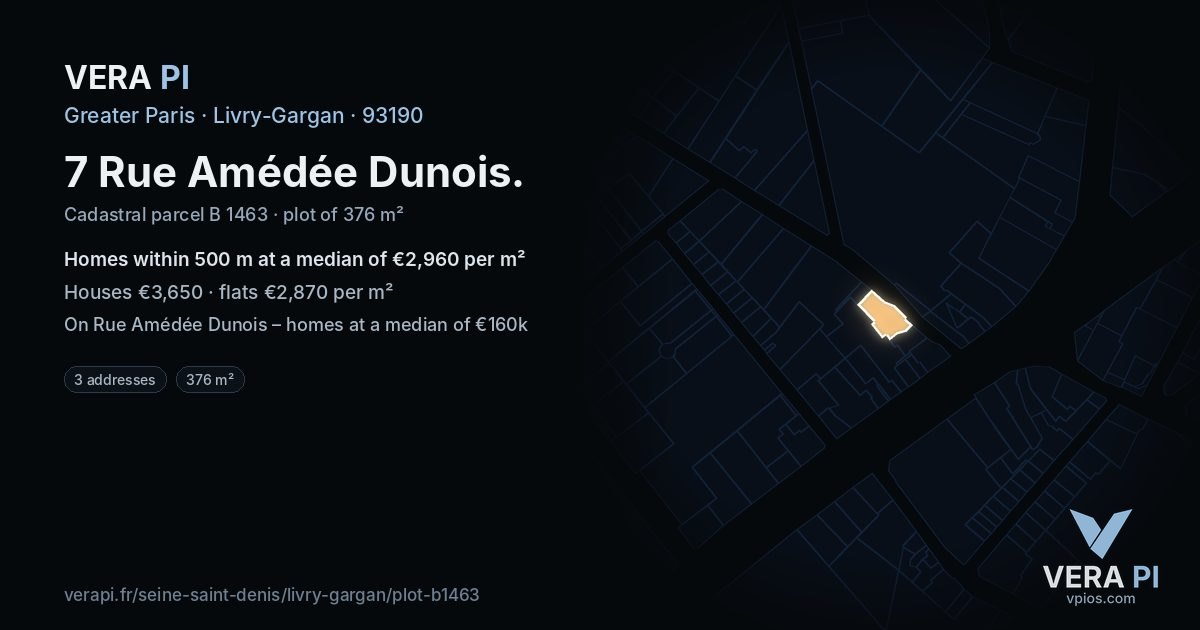 7 Rue Amédée Dunois, Livry-Gargan at night – the plot lit, the parcels around coloured by the prices near them