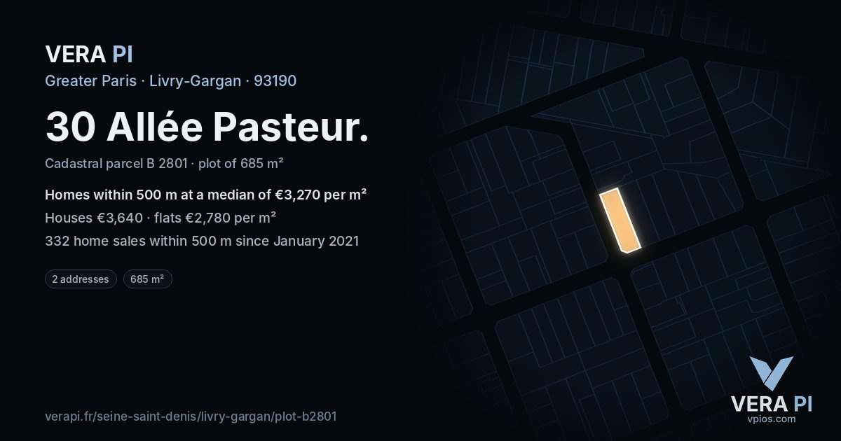 30 Allée Pasteur, Livry-Gargan at night – the plot lit, the parcels around coloured by the prices near them