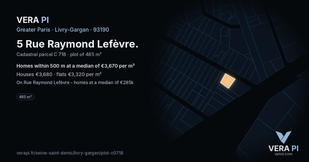 5 Rue Raymond Lefèvre, Livry-Gargan at night – the plot lit, the parcels around coloured by the prices near them