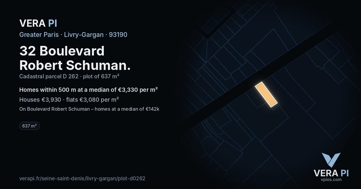 32 Boulevard Robert Schuman, Livry-Gargan at night – the plot lit, the parcels around coloured by the prices near them