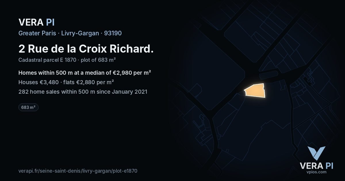 2 Rue de la Croix Richard, Livry-Gargan at night – the plot lit, the parcels around coloured by the prices near them