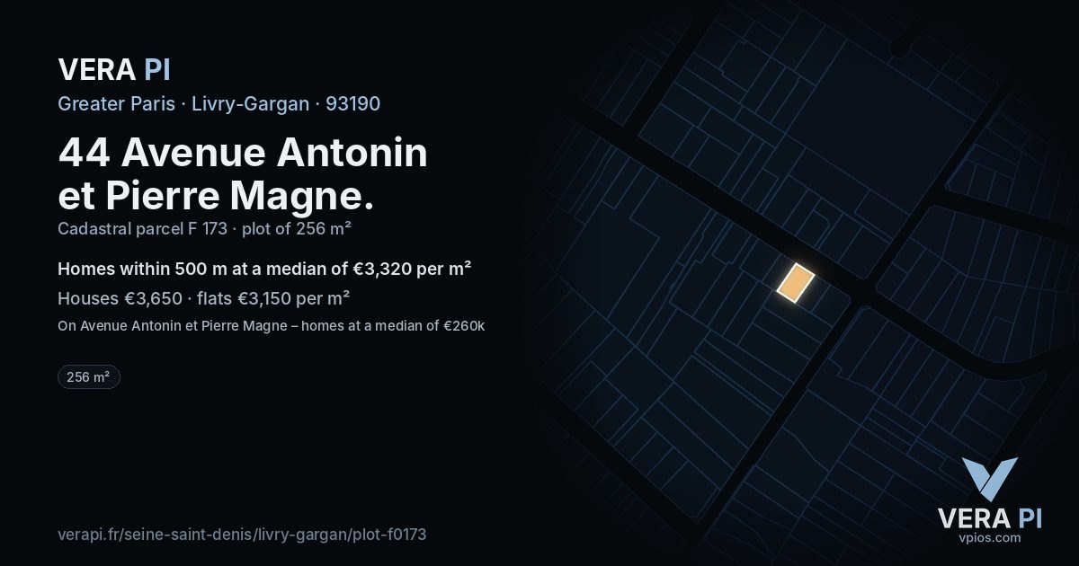 44 Avenue Antonin et Pierre Magne, Livry-Gargan at night – the plot lit, the parcels around coloured by the prices near them