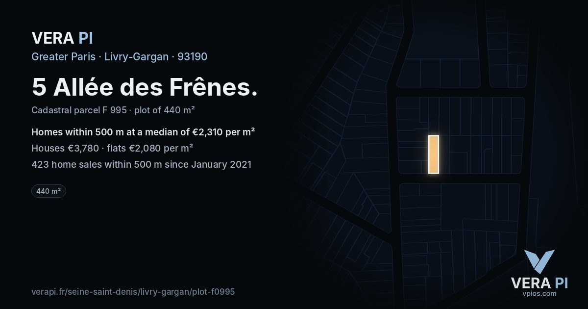 5 Allée des Frênes, Livry-Gargan at night – the plot lit, the parcels around coloured by the prices near them