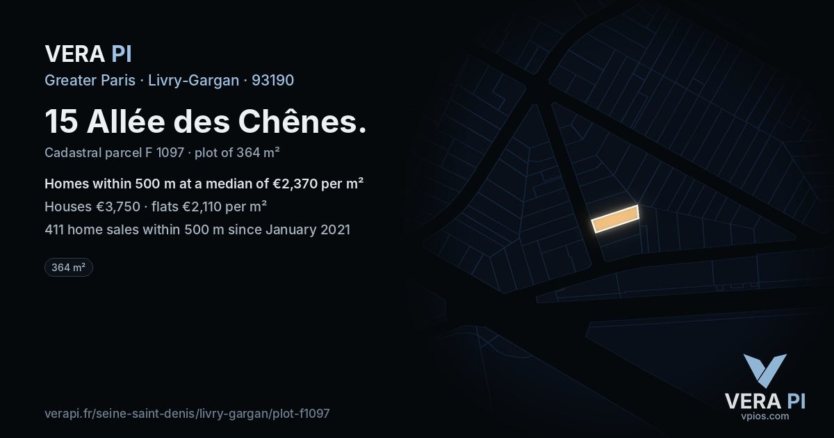 15 Allée des Chênes, Livry-Gargan at night – the plot lit, the parcels around coloured by the prices near them