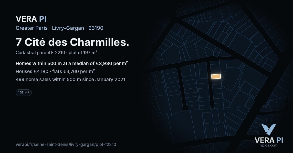 7 Cité des Charmilles, Livry-Gargan at night – the plot lit, the parcels around coloured by the prices near them
