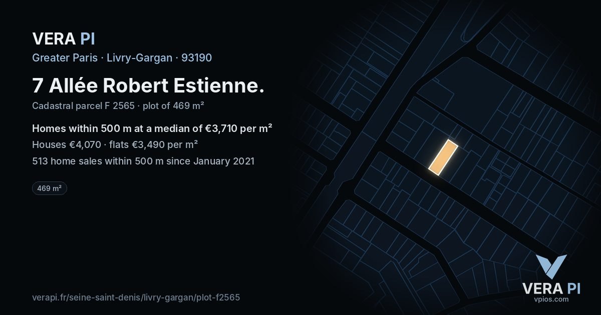 7 Allée Robert Estienne, Livry-Gargan at night – the plot lit, the parcels around coloured by the prices near them