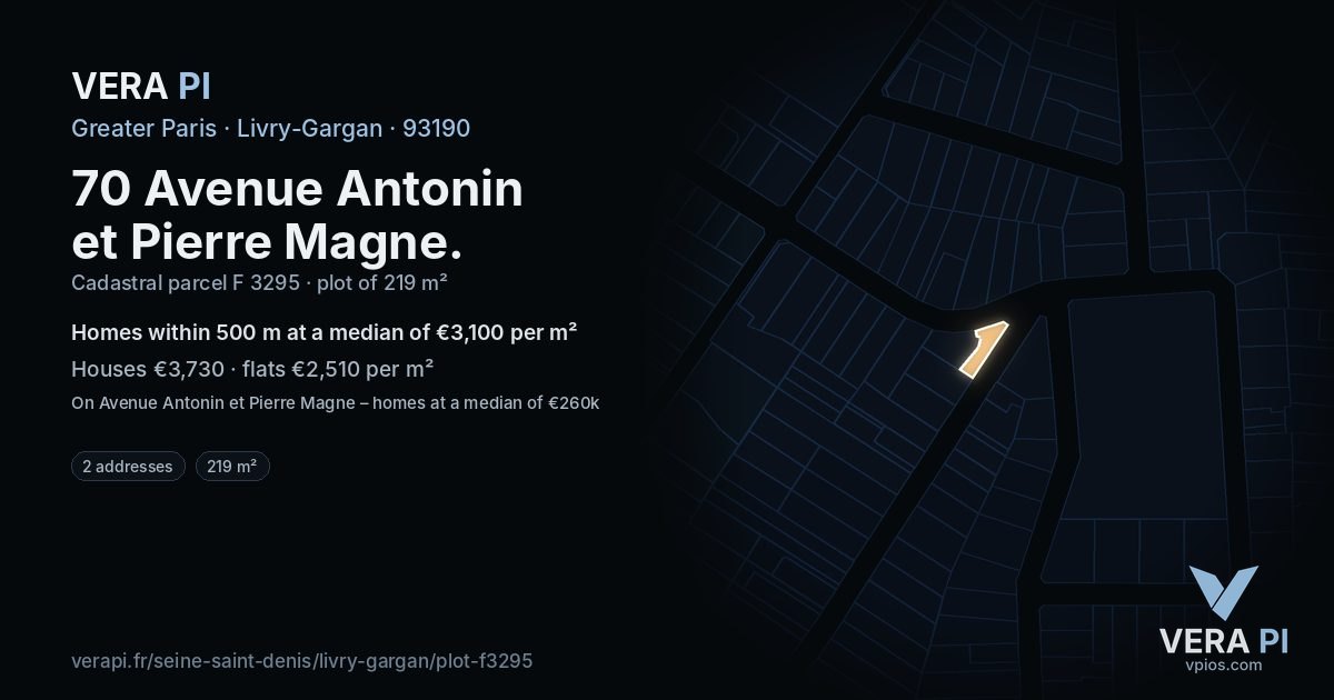 70 Avenue Antonin et Pierre Magne, Livry-Gargan at night – the plot lit, the parcels around coloured by the prices near them