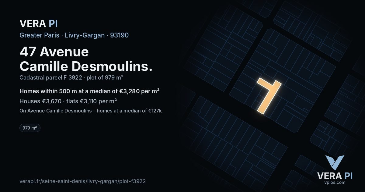 47 Avenue Camille Desmoulins, Livry-Gargan at night – the plot lit, the parcels around coloured by the prices near them