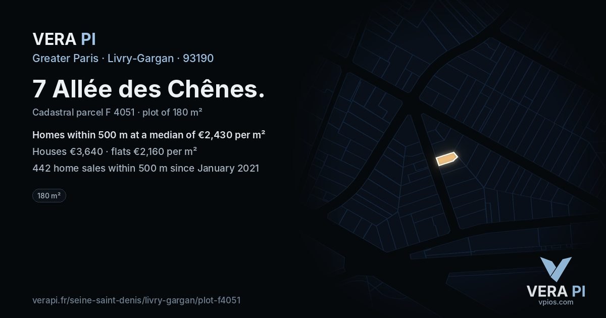 7 Allée des Chênes, Livry-Gargan at night – the plot lit, the parcels around coloured by the prices near them