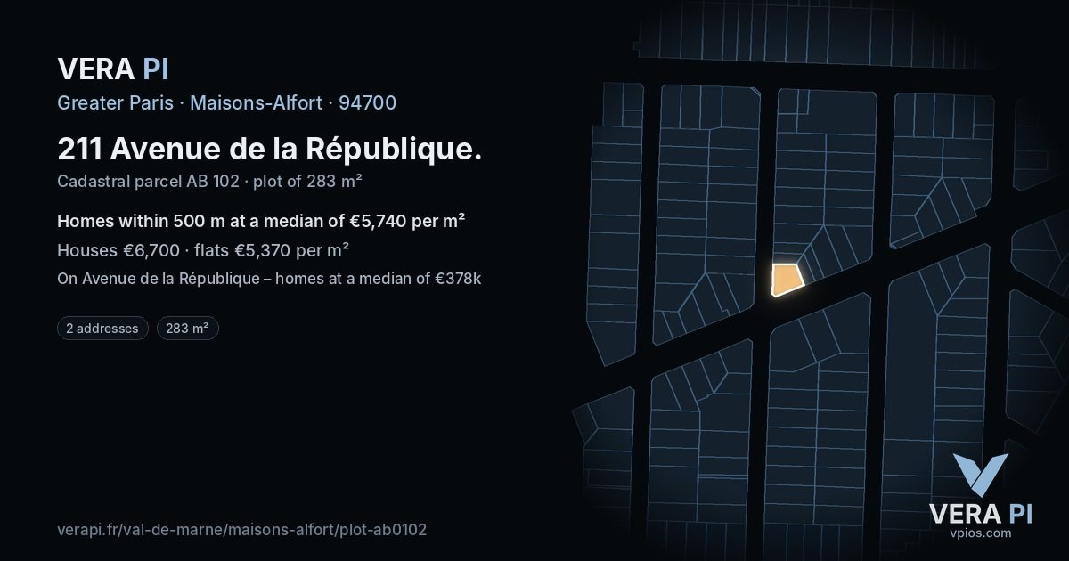 211 Avenue de la République, Maisons-Alfort at night – the plot lit, the parcels around coloured by the prices near them