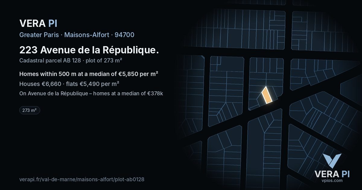 223 Avenue de la République, Maisons-Alfort at night – the plot lit, the parcels around coloured by the prices near them