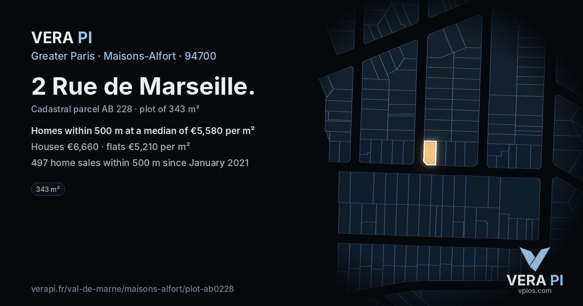 2 Rue de Marseille, Maisons-Alfort at night – the plot lit, the parcels around coloured by the prices near them