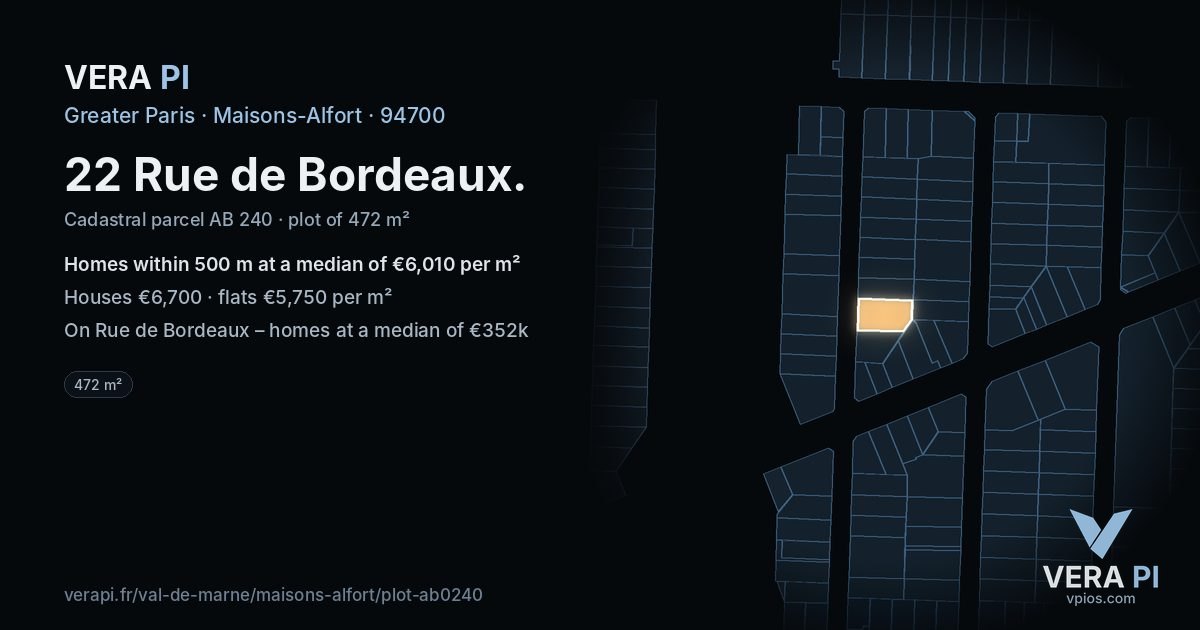 22 Rue de Bordeaux, Maisons-Alfort at night – the plot lit, the parcels around coloured by the prices near them