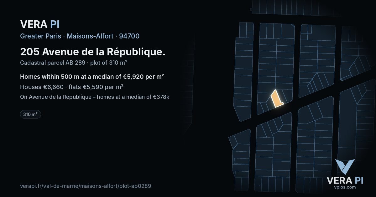 205 Avenue de la République, Maisons-Alfort at night – the plot lit, the parcels around coloured by the prices near them