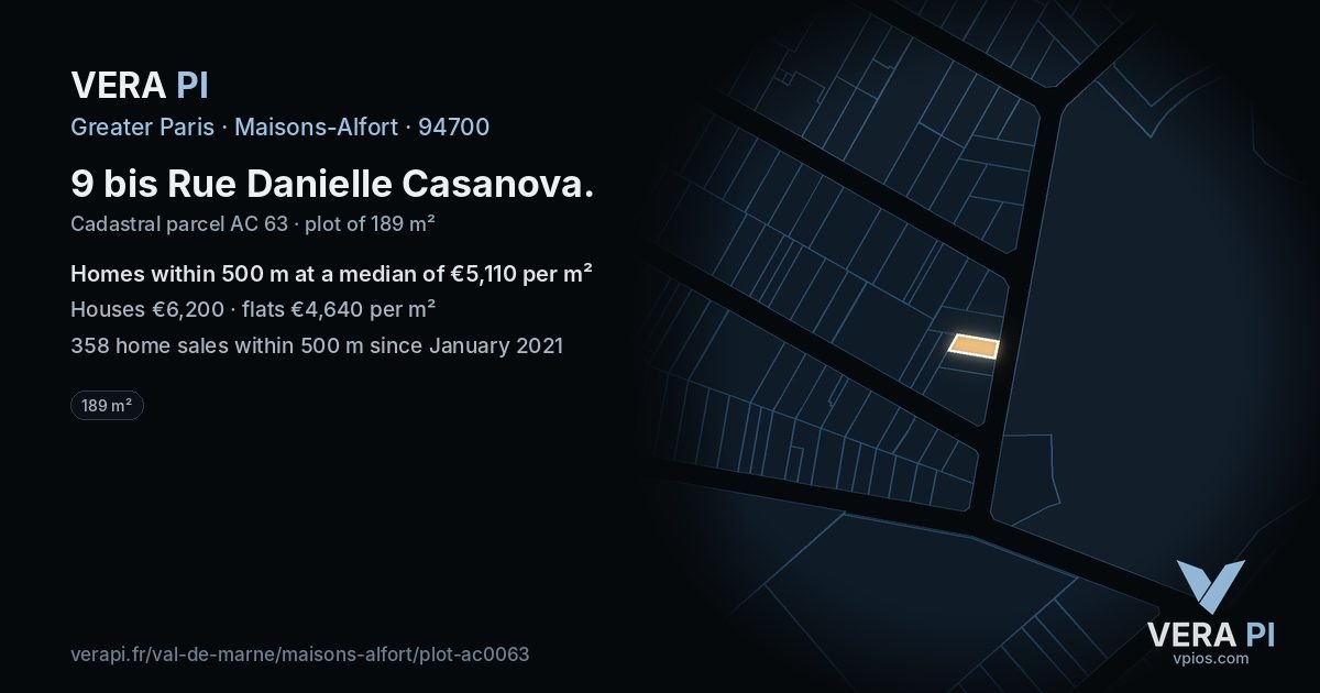 9 bis Rue Danielle Casanova, Maisons-Alfort at night – the plot lit, the parcels around coloured by the prices near them