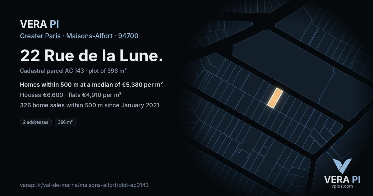 22 Rue de la Lune, Maisons-Alfort at night – the plot lit, the parcels around coloured by the prices near them