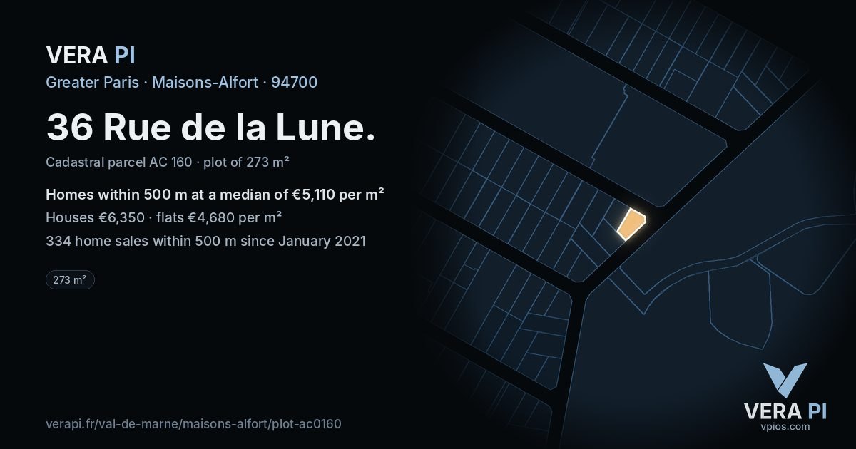 36 Rue de la Lune, Maisons-Alfort at night – the plot lit, the parcels around coloured by the prices near them