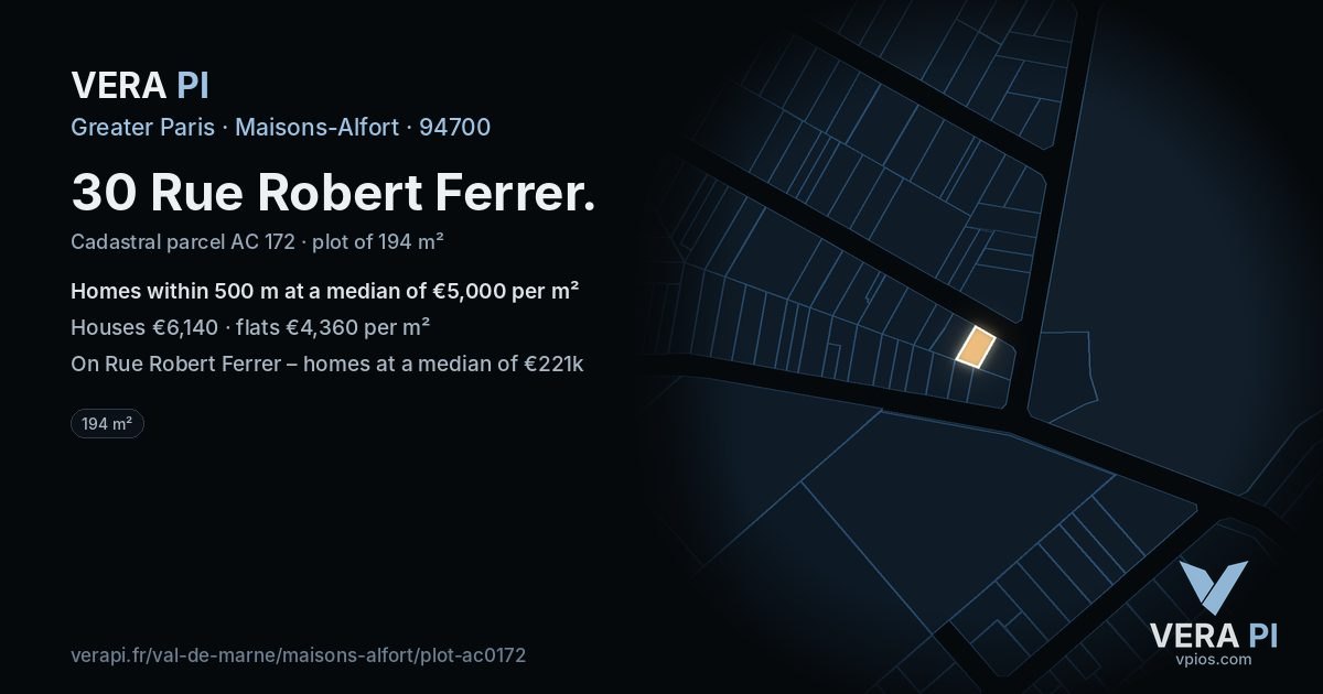 30 Rue Robert Ferrer, Maisons-Alfort at night – the plot lit, the parcels around coloured by the prices near them