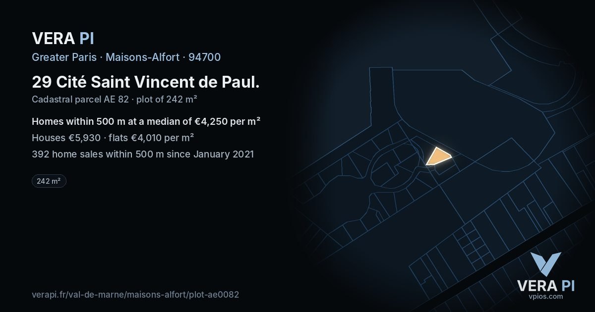 29 Cité Saint Vincent de Paul, Maisons-Alfort at night – the plot lit, the parcels around coloured by the prices near them