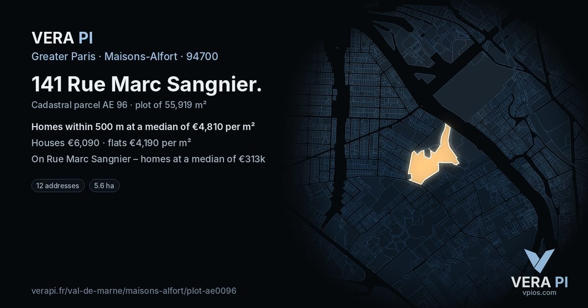 141 Rue Marc Sangnier, Maisons-Alfort at night – the plot lit, the parcels around coloured by the prices near them