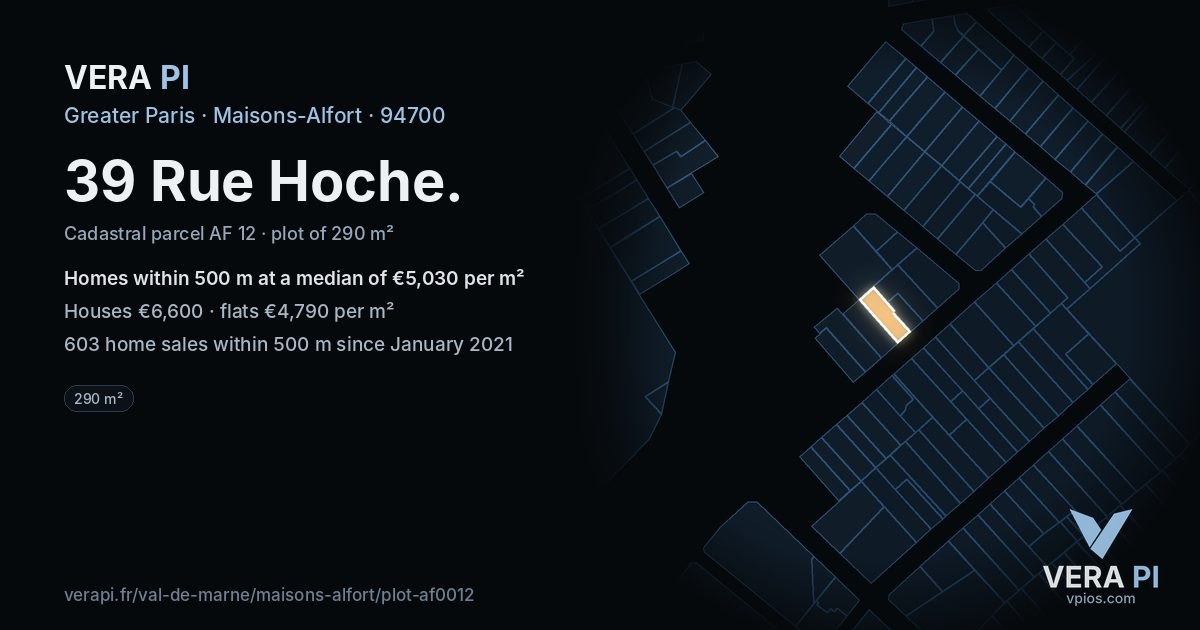 39 Rue Hoche, Maisons-Alfort at night – the plot lit, the parcels around coloured by the prices near them
