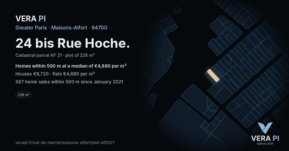 24 bis Rue Hoche, Maisons-Alfort at night – the plot lit, the parcels around coloured by the prices near them