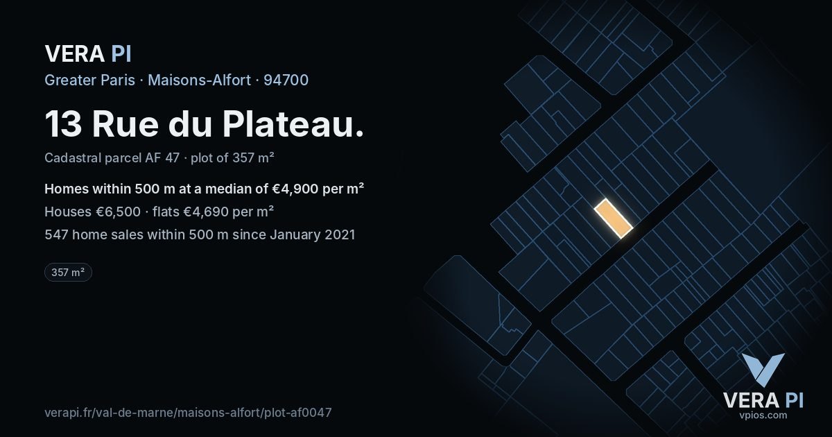 13 Rue du Plateau, Maisons-Alfort at night – the plot lit, the parcels around coloured by the prices near them