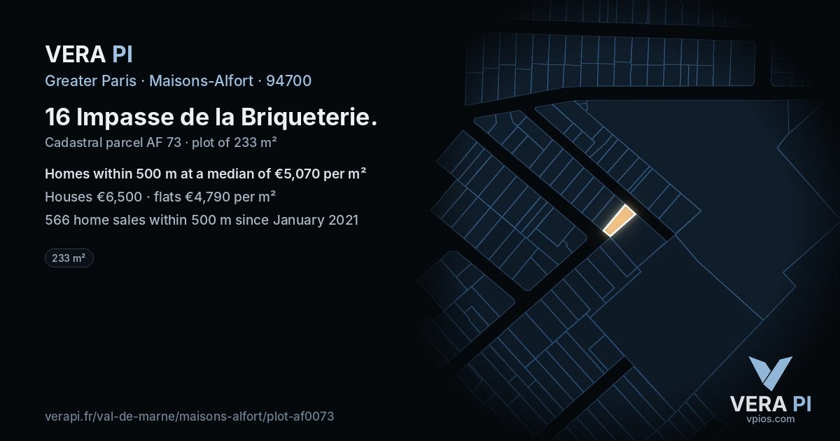 16 Impasse de la Briqueterie, Maisons-Alfort at night – the plot lit, the parcels around coloured by the prices near them