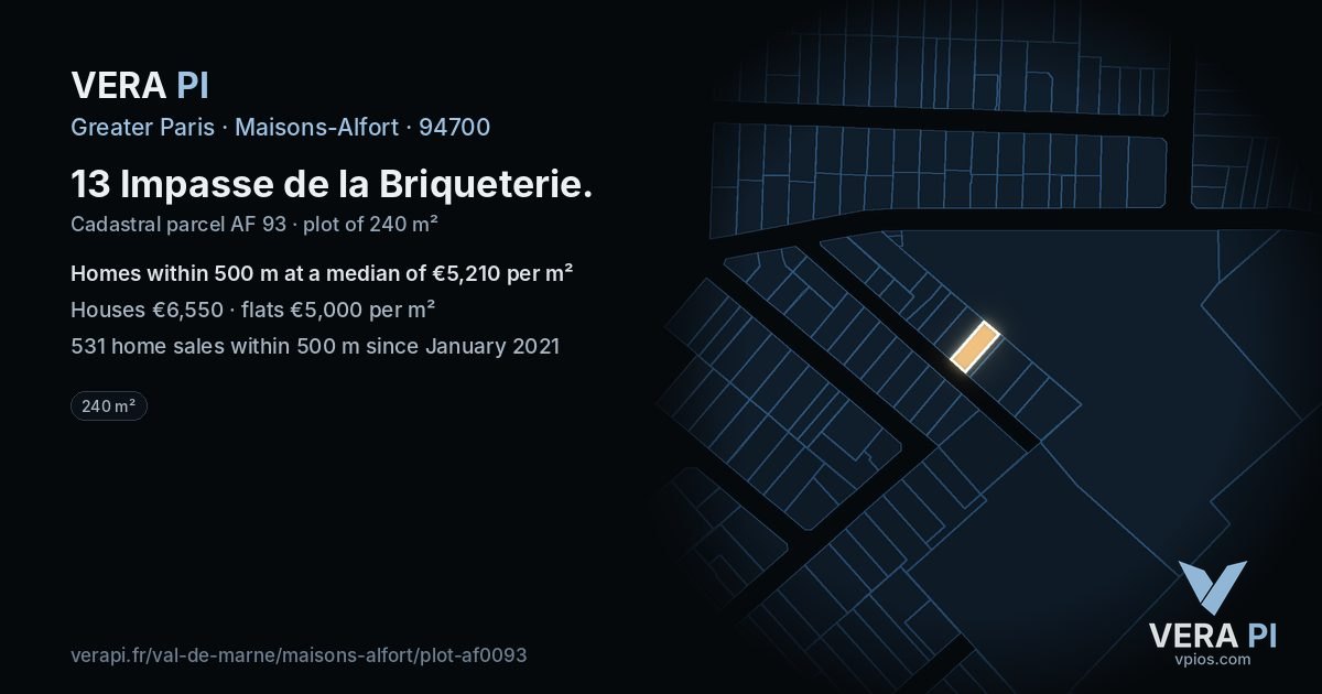 13 Impasse de la Briqueterie, Maisons-Alfort at night – the plot lit, the parcels around coloured by the prices near them