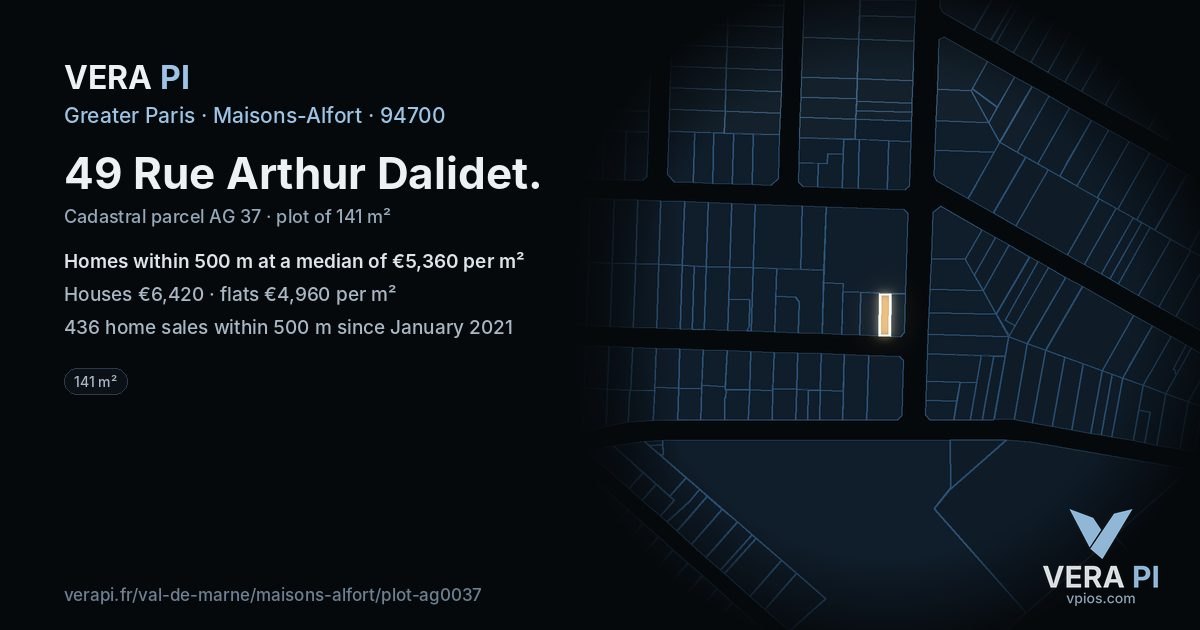 49 Rue Arthur Dalidet, Maisons-Alfort at night – the plot lit, the parcels around coloured by the prices near them