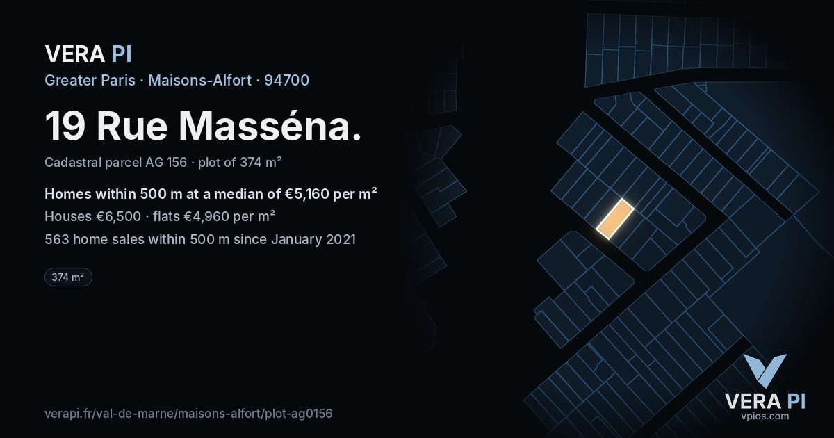 19 Rue Masséna, Maisons-Alfort at night – the plot lit, the parcels around coloured by the prices near them