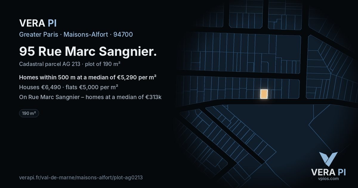 95 Rue Marc Sangnier, Maisons-Alfort at night – the plot lit, the parcels around coloured by the prices near them