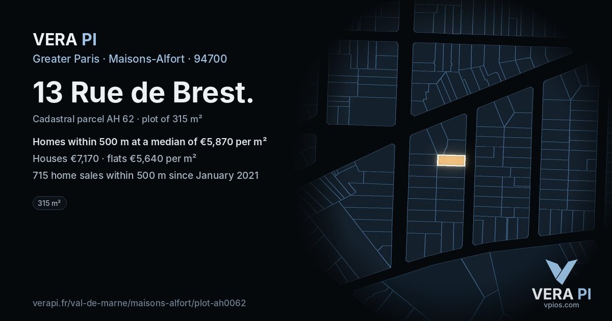 13 Rue de Brest, Maisons-Alfort at night – the plot lit, the parcels around coloured by the prices near them
