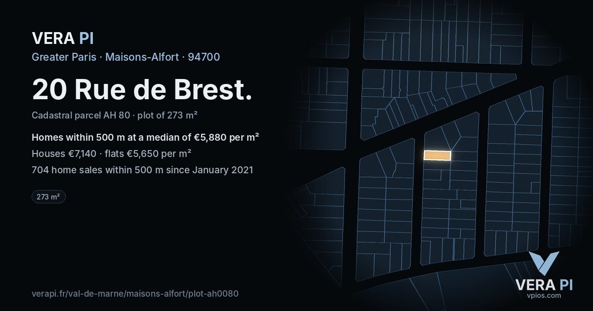 20 Rue de Brest, Maisons-Alfort at night – the plot lit, the parcels around coloured by the prices near them