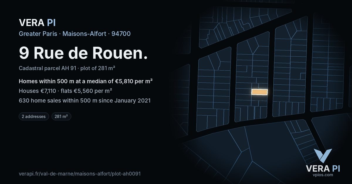 9 Rue de Rouen, Maisons-Alfort at night – the plot lit, the parcels around coloured by the prices near them