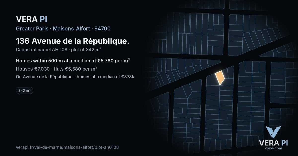 136 Avenue de la République, Maisons-Alfort at night – the plot lit, the parcels around coloured by the prices near them