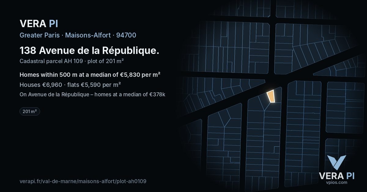 138 Avenue de la République, Maisons-Alfort at night – the plot lit, the parcels around coloured by the prices near them