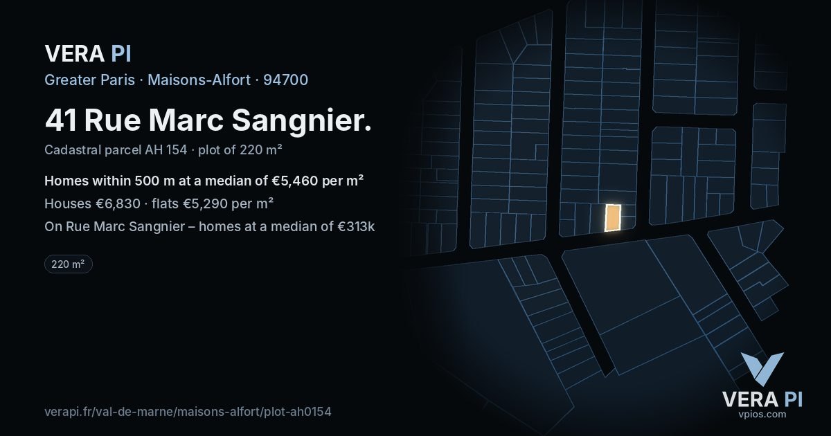 41 Rue Marc Sangnier, Maisons-Alfort at night – the plot lit, the parcels around coloured by the prices near them