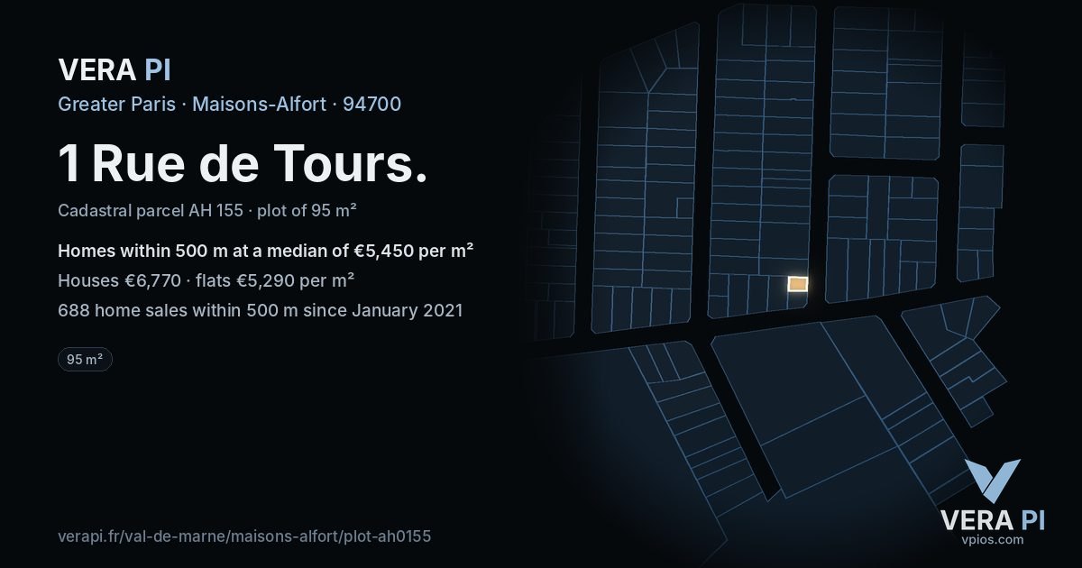 1 Rue de Tours, Maisons-Alfort at night – the plot lit, the parcels around coloured by the prices near them