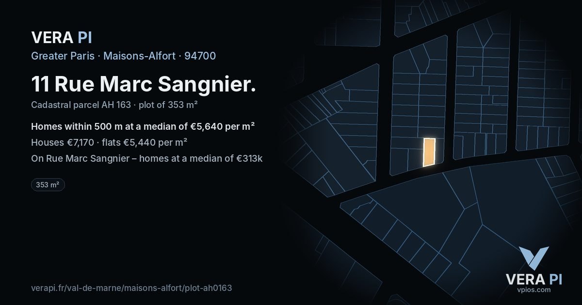 11 Rue Marc Sangnier, Maisons-Alfort at night – the plot lit, the parcels around coloured by the prices near them