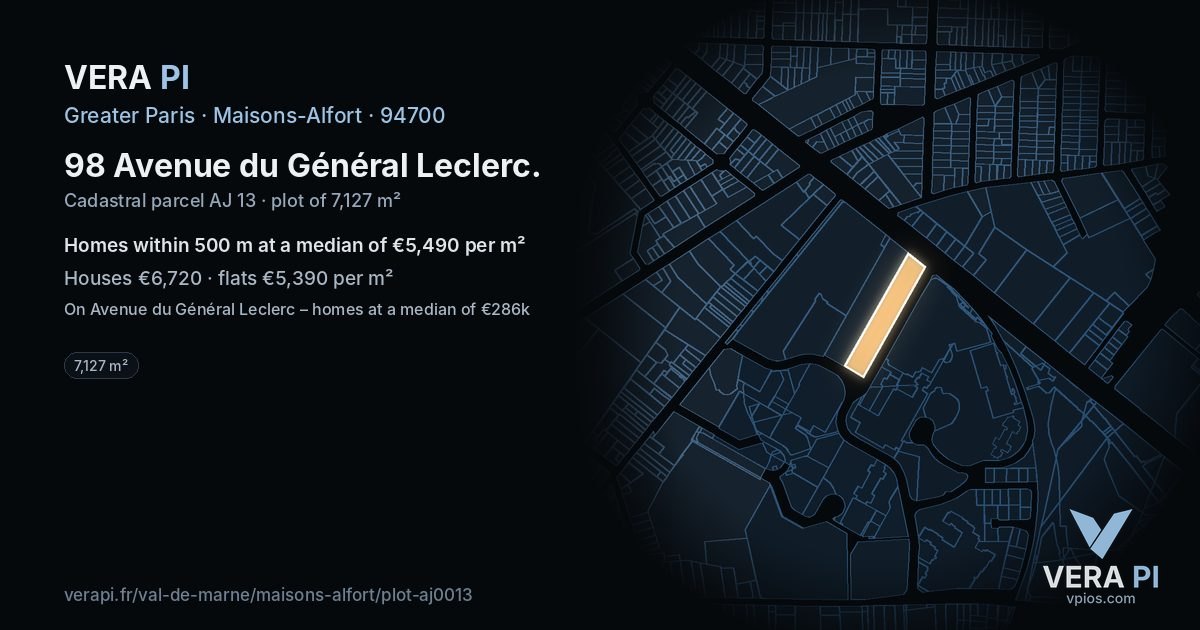 98 Avenue du Général Leclerc, Maisons-Alfort at night – the plot lit, the parcels around coloured by the prices near them