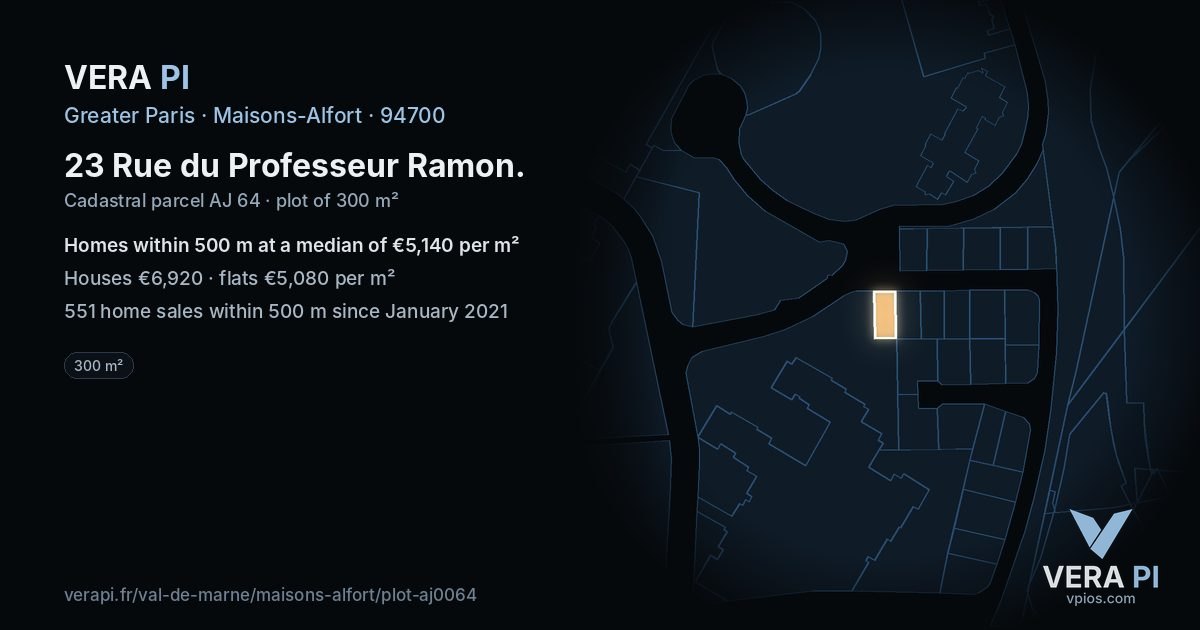 23 Rue du Professeur Ramon, Maisons-Alfort at night – the plot lit, the parcels around coloured by the prices near them