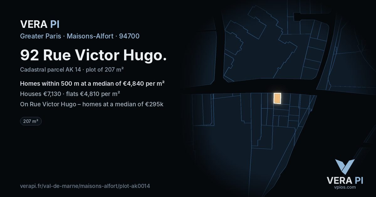 92 Rue Victor Hugo, Maisons-Alfort at night – the plot lit, the parcels around coloured by the prices near them