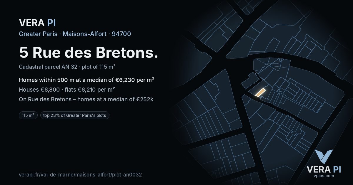 5 Rue des Bretons, Maisons-Alfort at night – the plot lit, the parcels around coloured by the prices near them